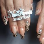 تصویر 1 کاشت ناخن فرناز مرادی