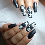 تصویر 0 کاشت ناخن فرناز مرادی