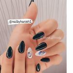 تصویر 0 سالن تخصصی خدمات ناخن و پدیکور