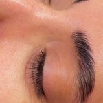 تصویر 1 کاشت مژه  و لیفت مَری استایلشر