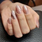 تصویر 2 خدمات و آموزش کاشت ناخن مهشید