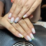 تصویر 2 خدمات و آموزش کاشت ناخن مهشید