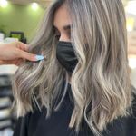 تصویر 1 رنگ و لایت و میکاپ زهرا سیدی