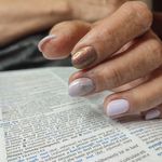 تصویر 2 کاشت ناخن نِدِلی نِیل ندا رازنهان