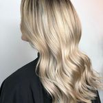 تصویر 4 آرایشگاه زنانه فا (خدمات تخصصی کاشت ناخن،رنگ و مش)