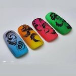 تصویر 2 کاشت ناخن مینا