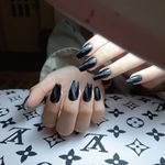 تصویر 3 میکرو بلیدینگ و تتو بدن و کاشت ناخن