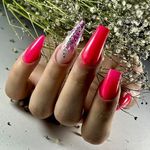 تصویر 1 مرکز کاشت ناخن نازنین