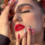 تصویر 1 سالن زیبایی سیب نقره ای