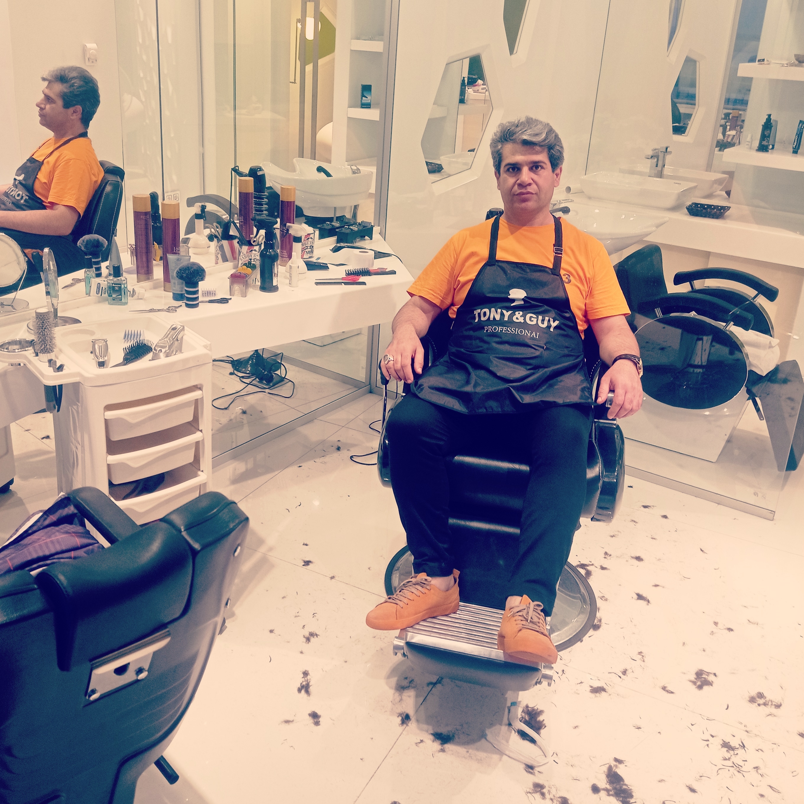 آرایشگاه مردانه کافه مو