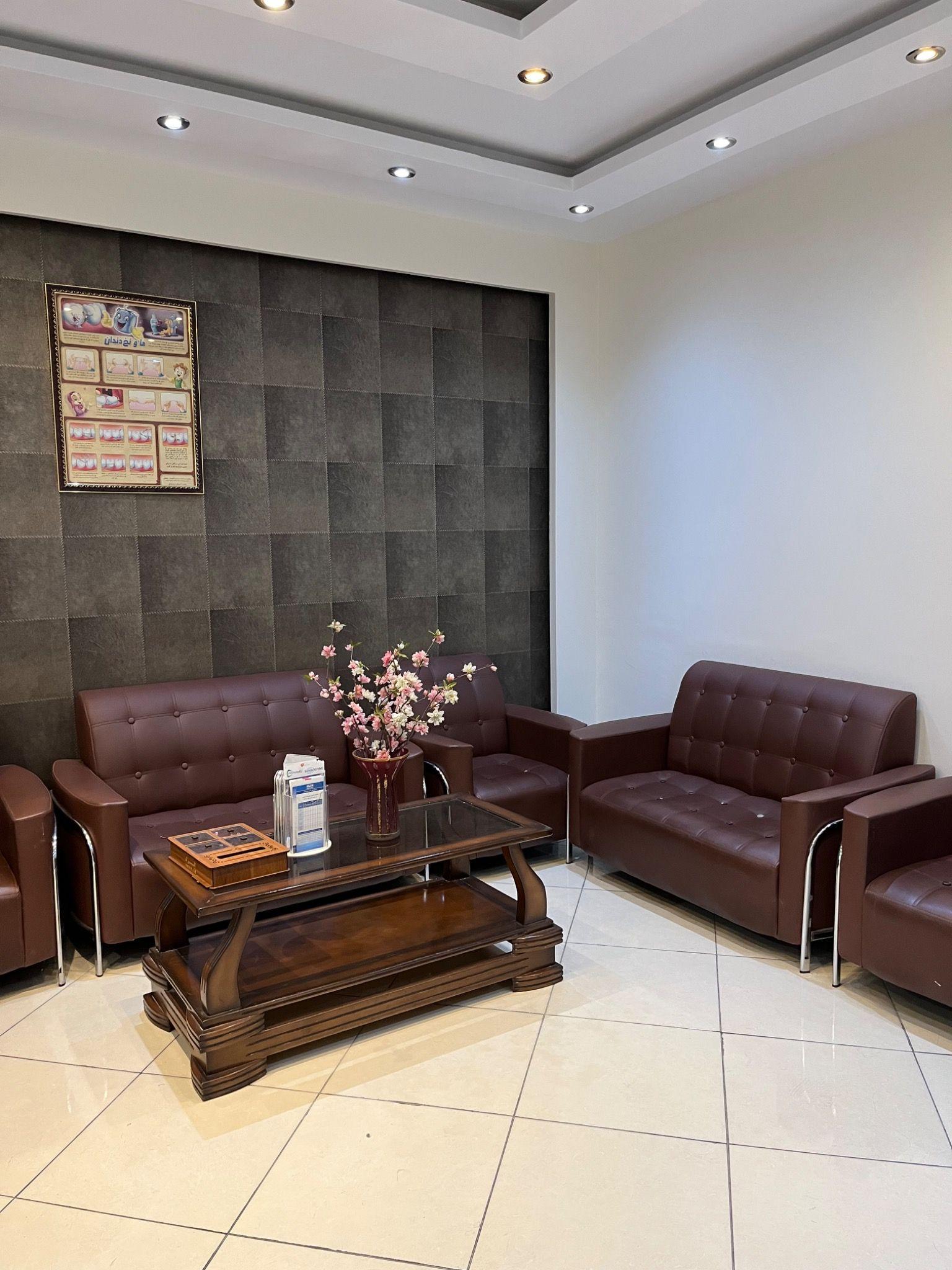 کلینیک پوست مو زیبایی دکتر نیلوفر مریمی