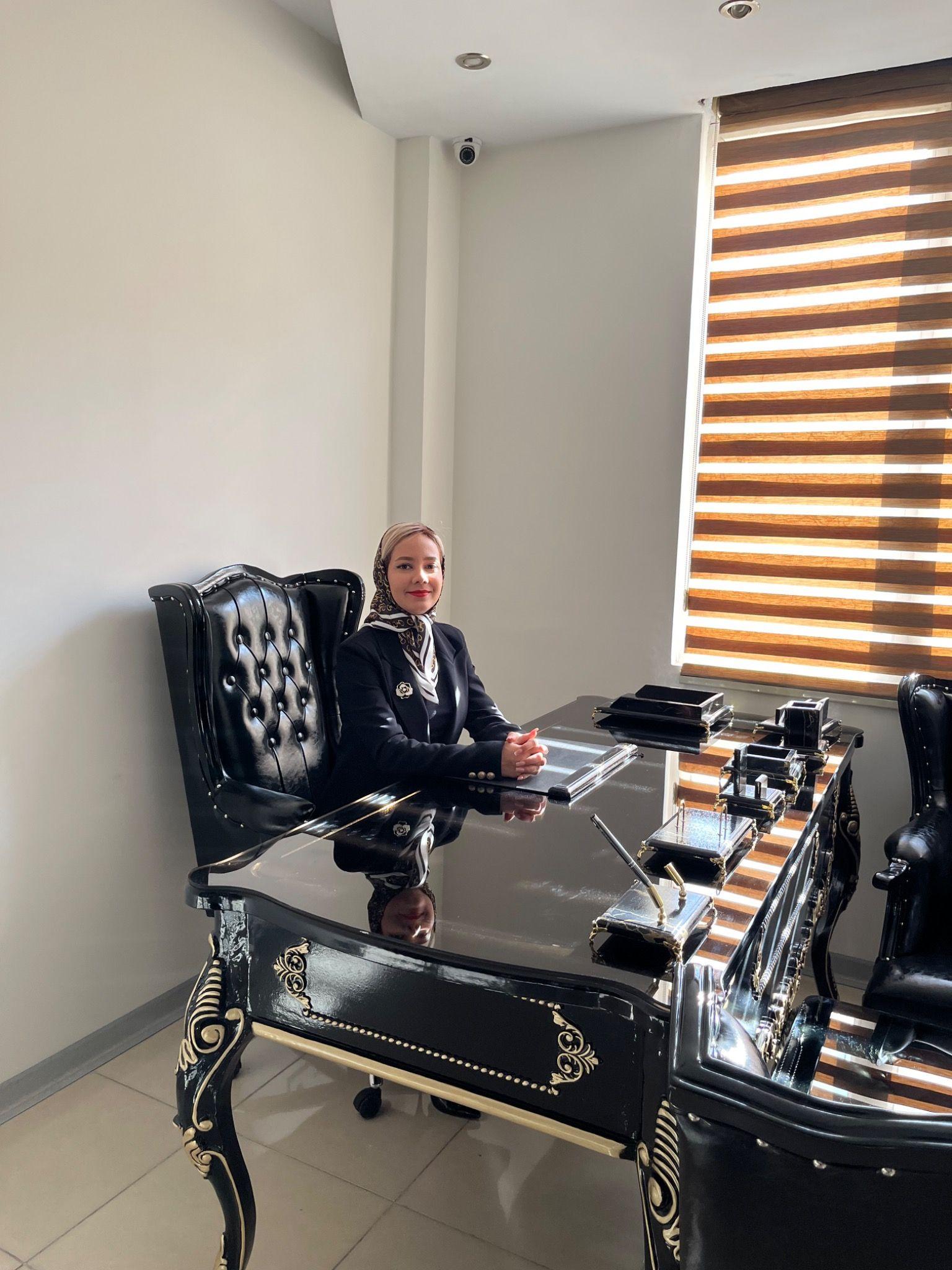 کلینیک پوست مو زیبایی دکتر نیلوفر مریمی