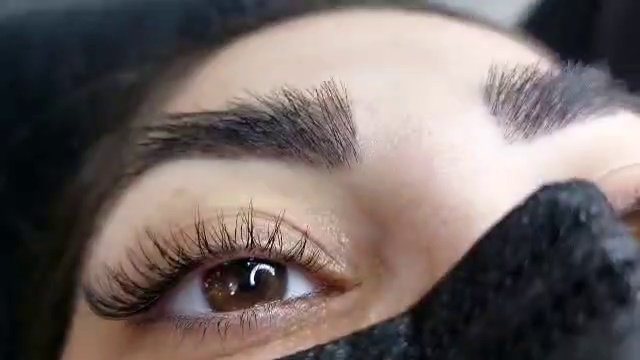 آرایشگاه و آموزشگاه هادیسا