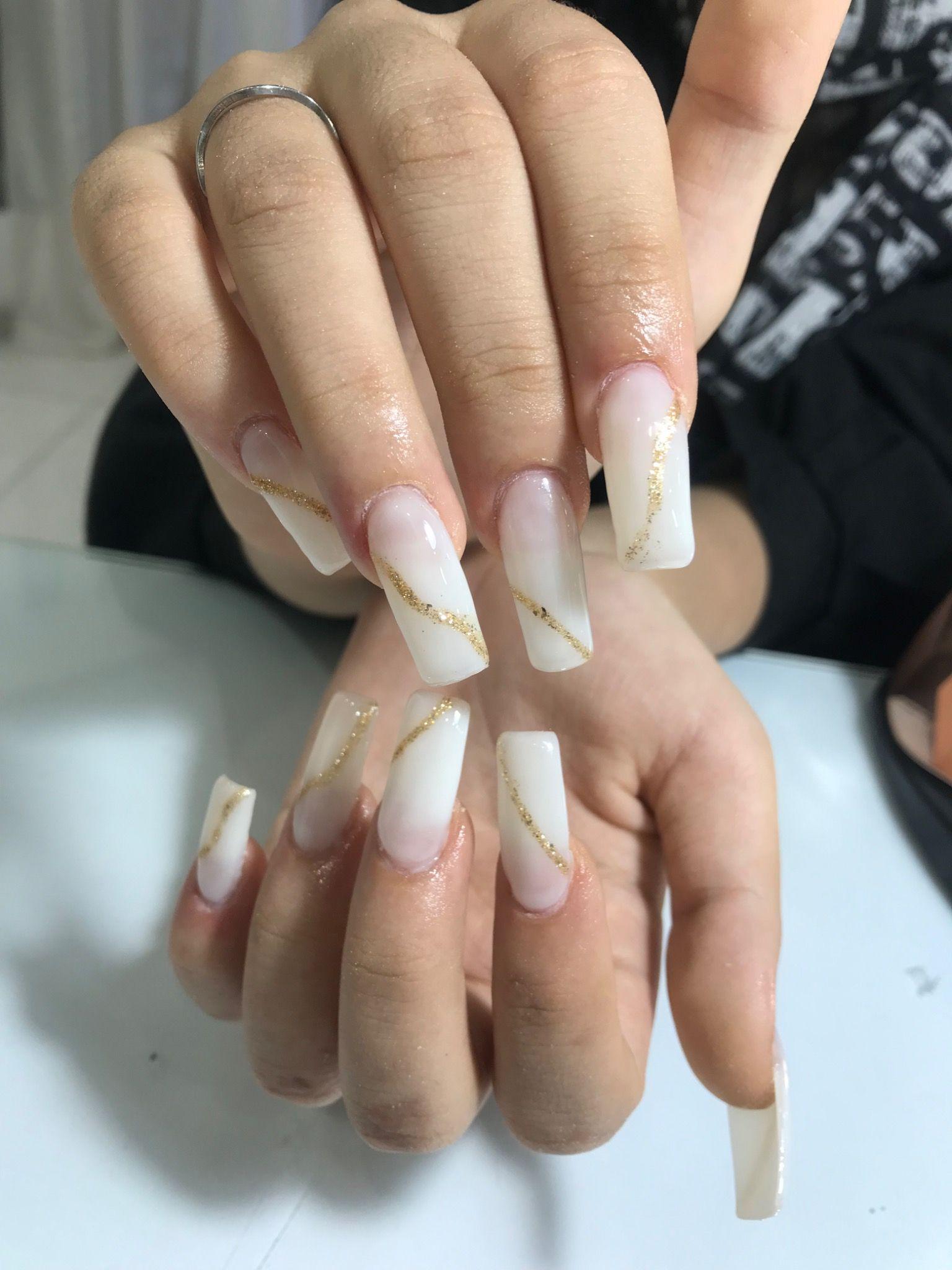 سالن نازی عباسی