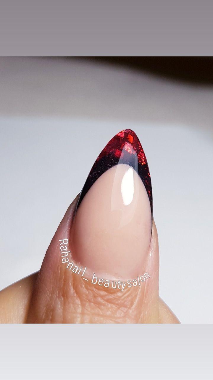 مرکز تخصصی ناخن و رنگ و مش الهام حدادپور