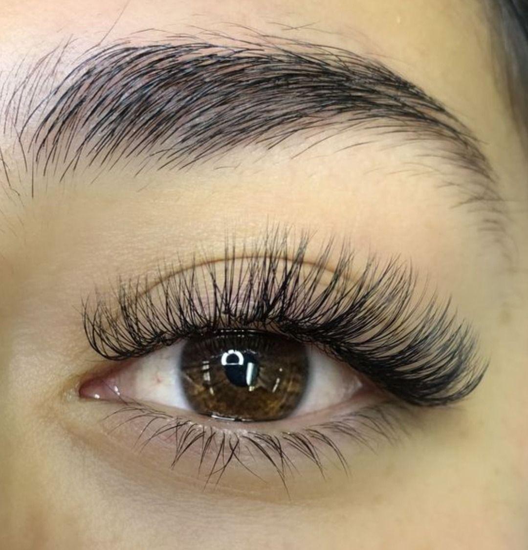 سالن زیبایی و اکشتنشن مژه