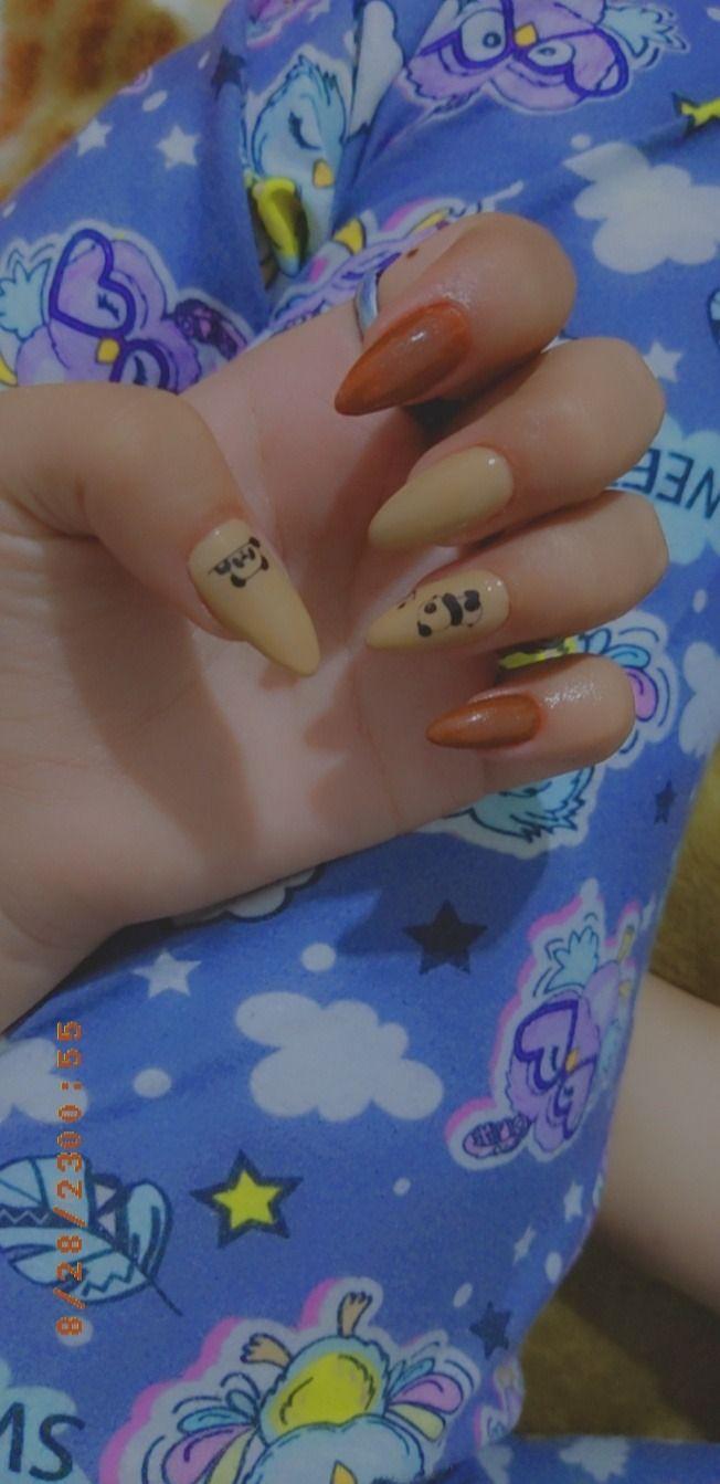 ناخن کار حرفه ای