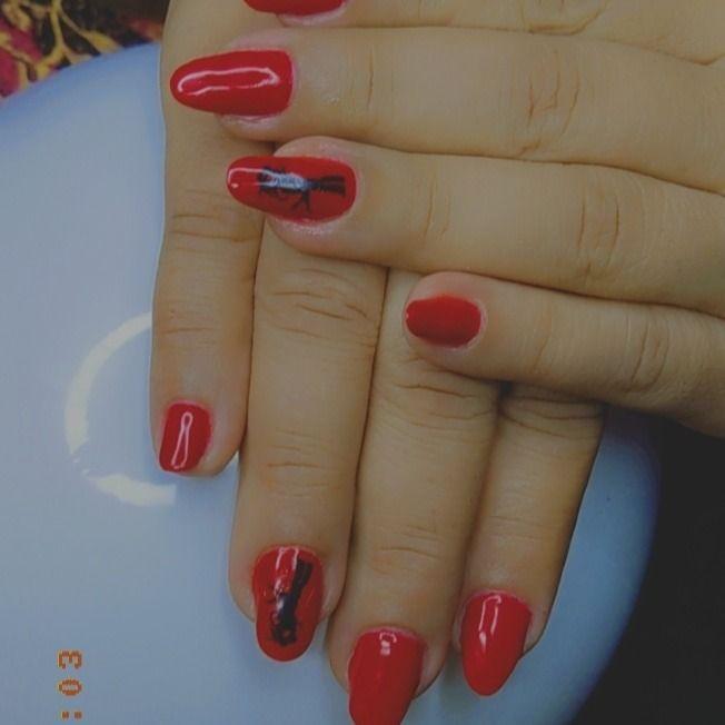 ناخن کار حرفه ای