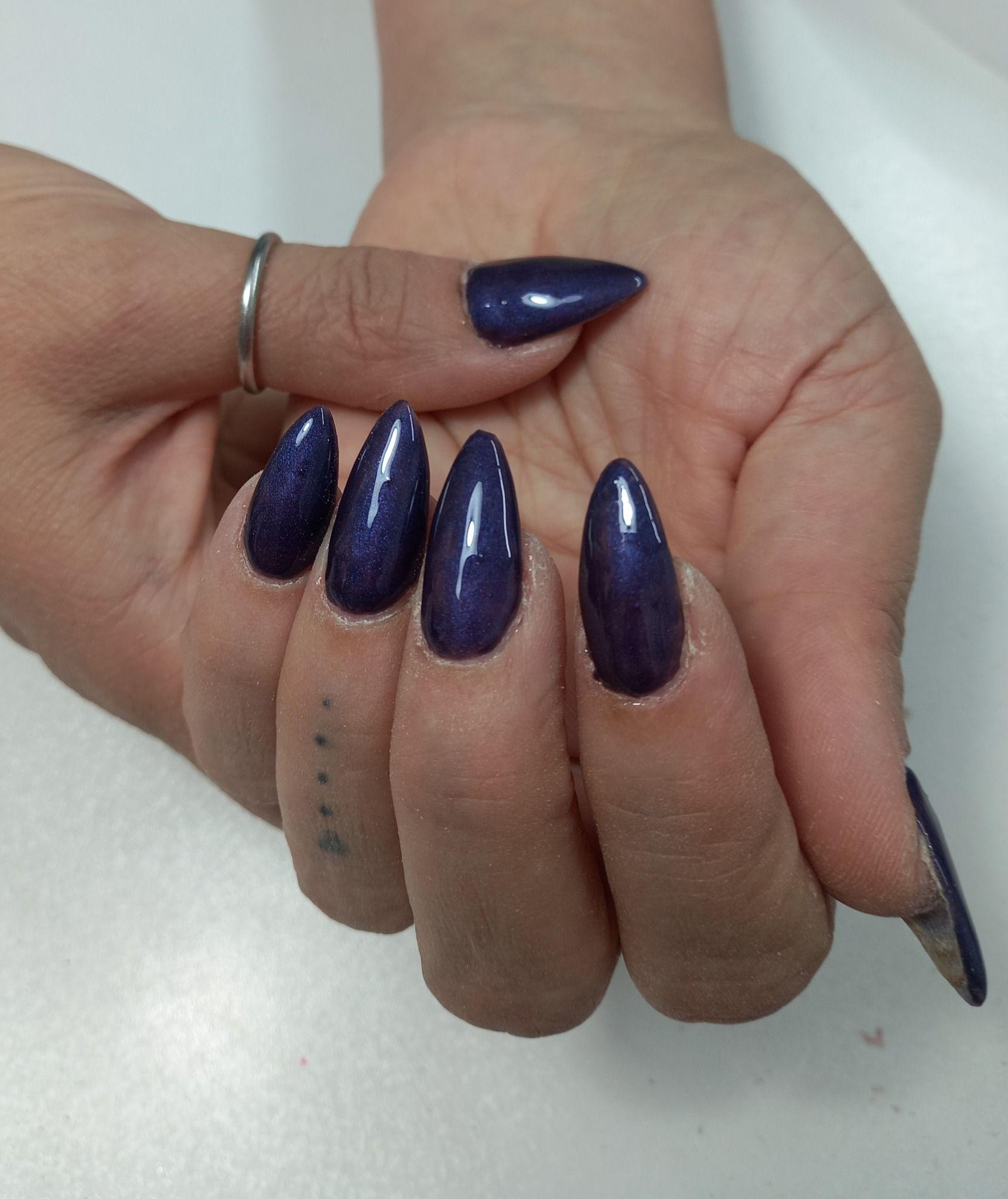 خدمات ناخن ملیکا