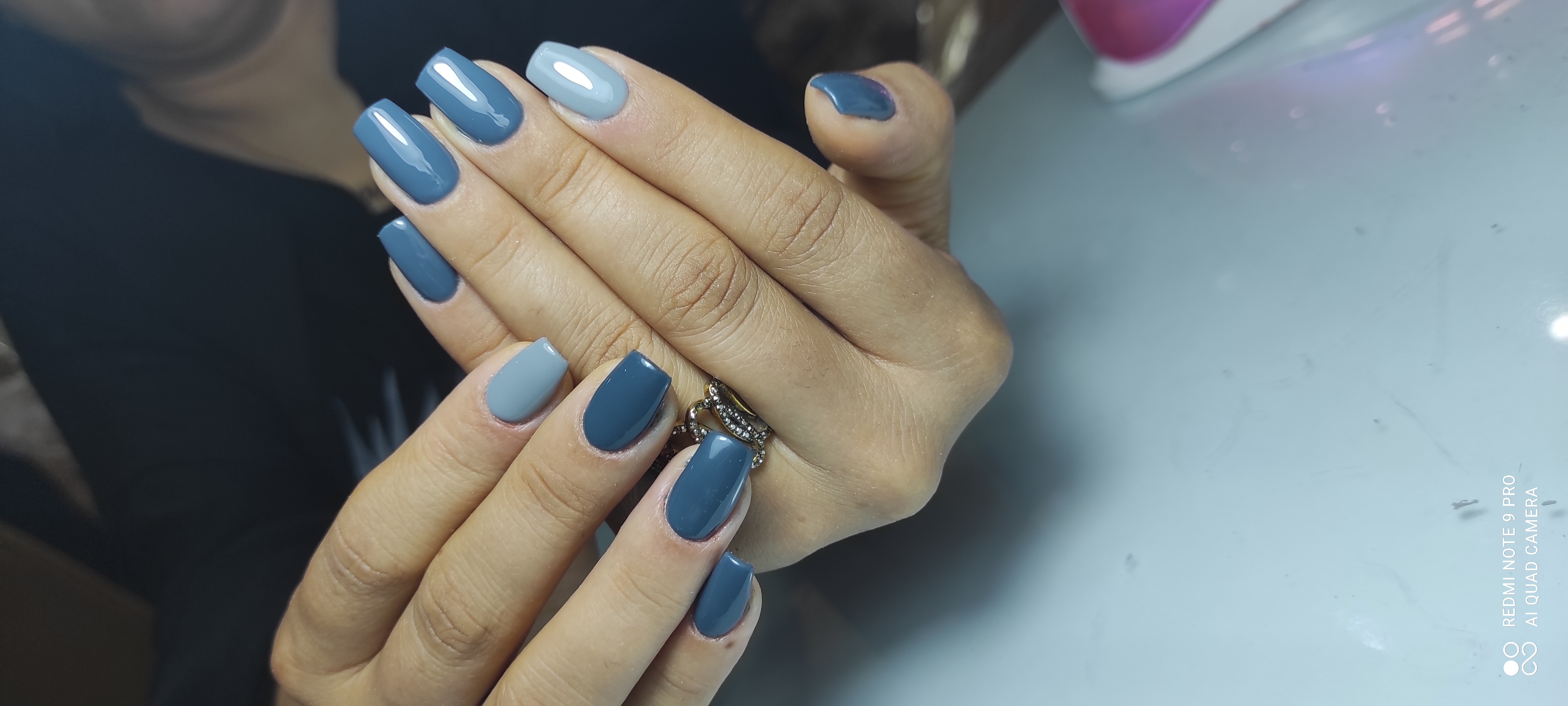 کاشت ناخن(سالن نقره نگار)