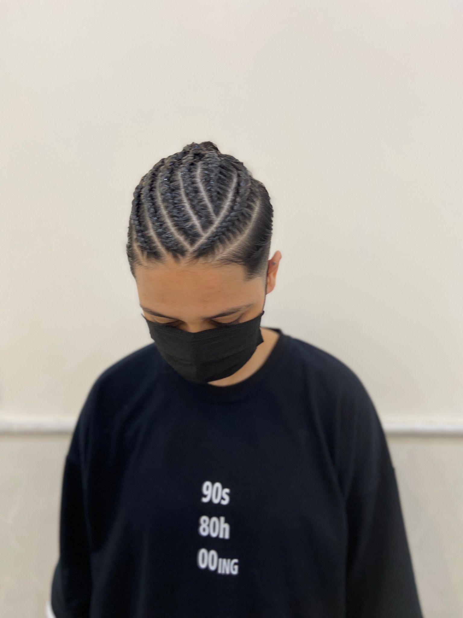Hair_artist_qom