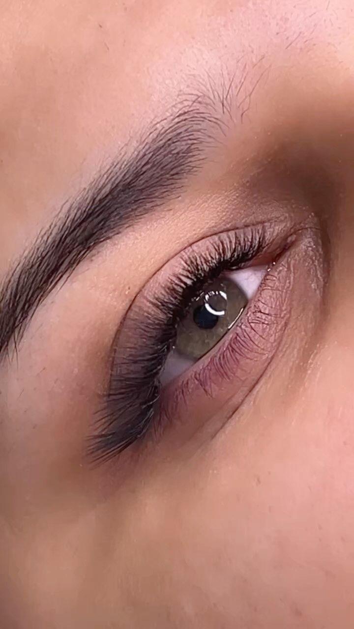 مرکزتخصصی مژه مریم جانباز
