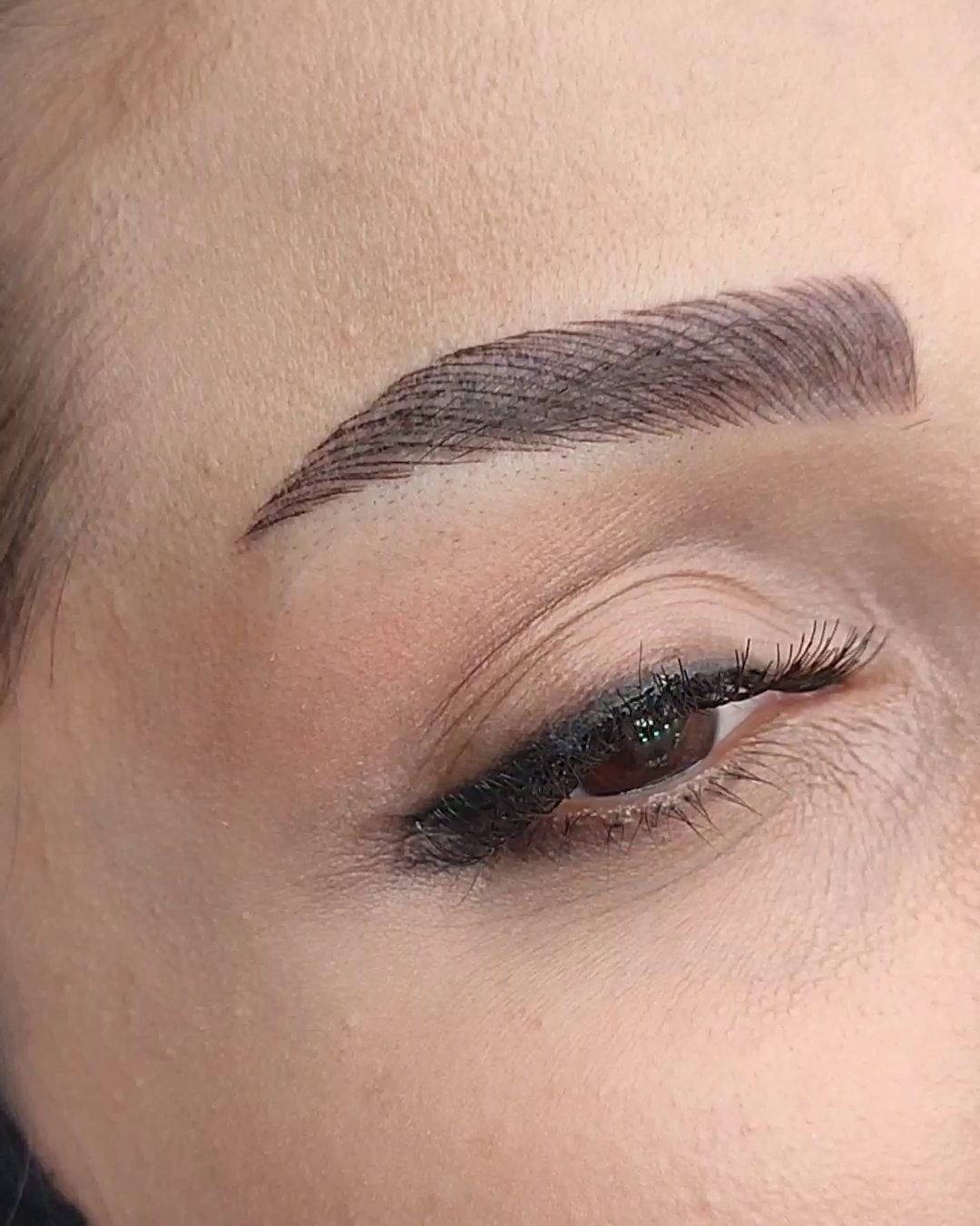 مرکز خدمات و آموزش میکروبلیدینگ ، میکروپیگمنتیشن و ریموو