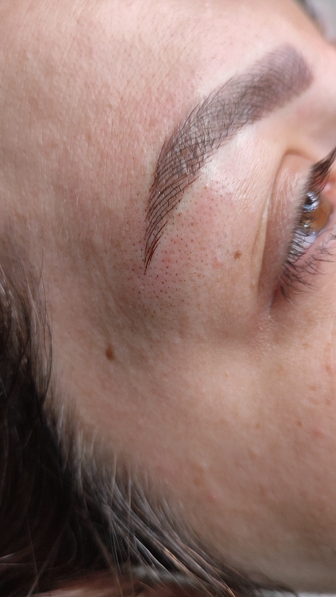 مرکز خدمات و آموزش میکروبلیدینگ ، میکروپیگمنتیشن و ریموو