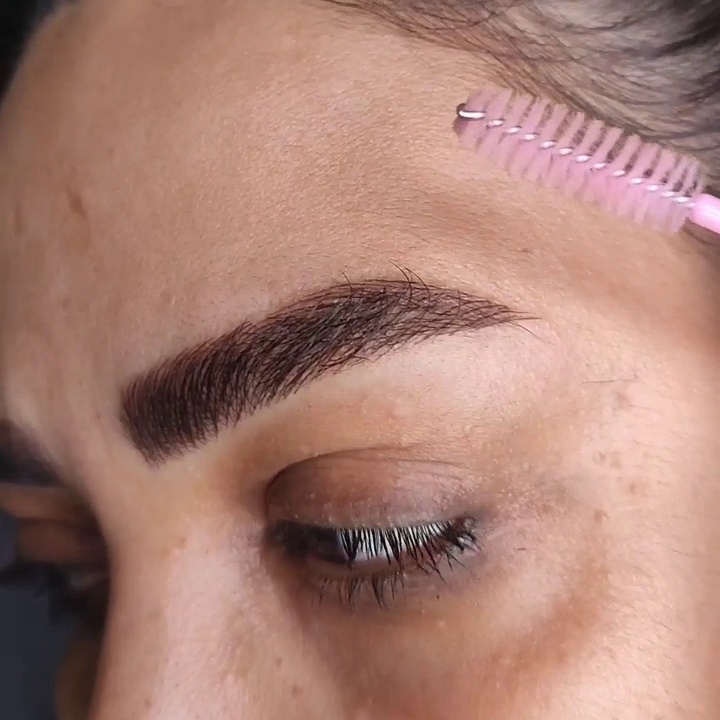 مرکز خدمات و آموزش میکروبلیدینگ ، میکروپیگمنتیشن و ریموو