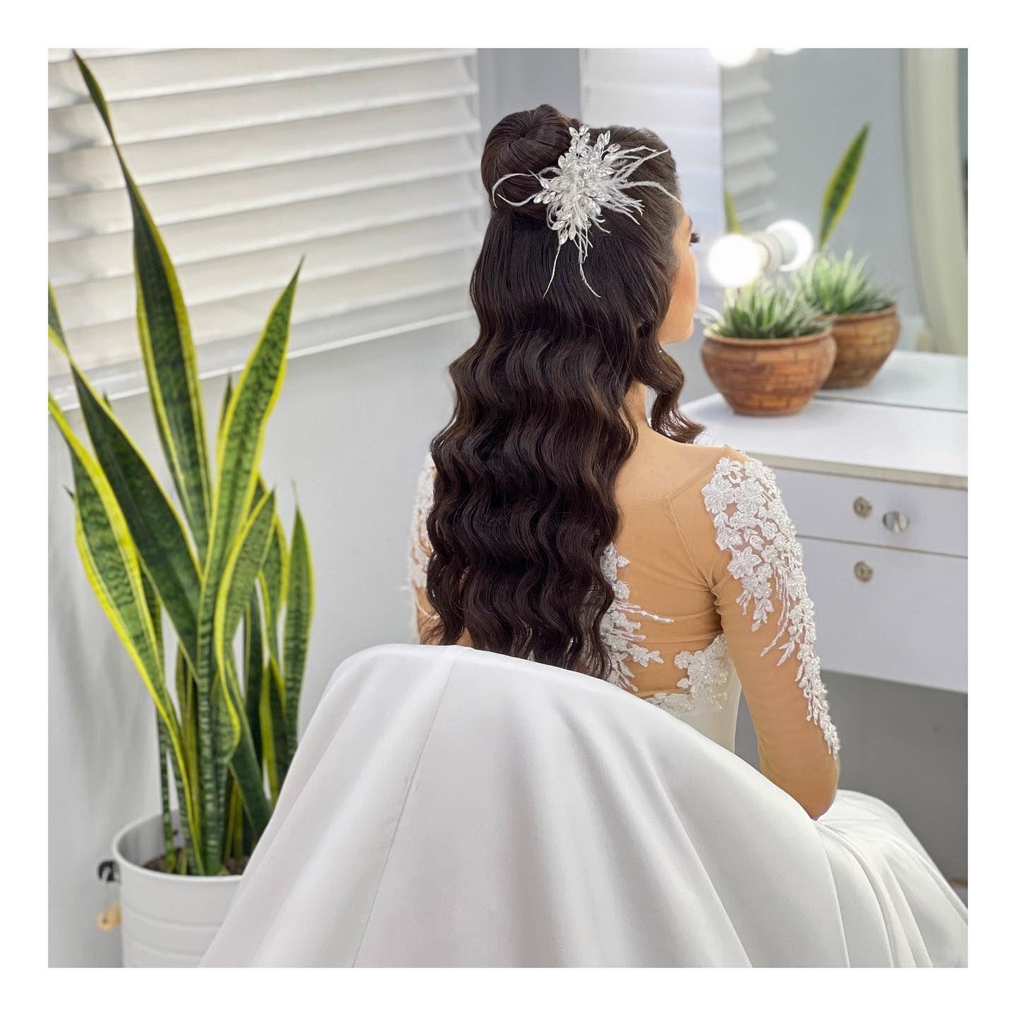 سالن زیبایی و عروس مهرانگیز