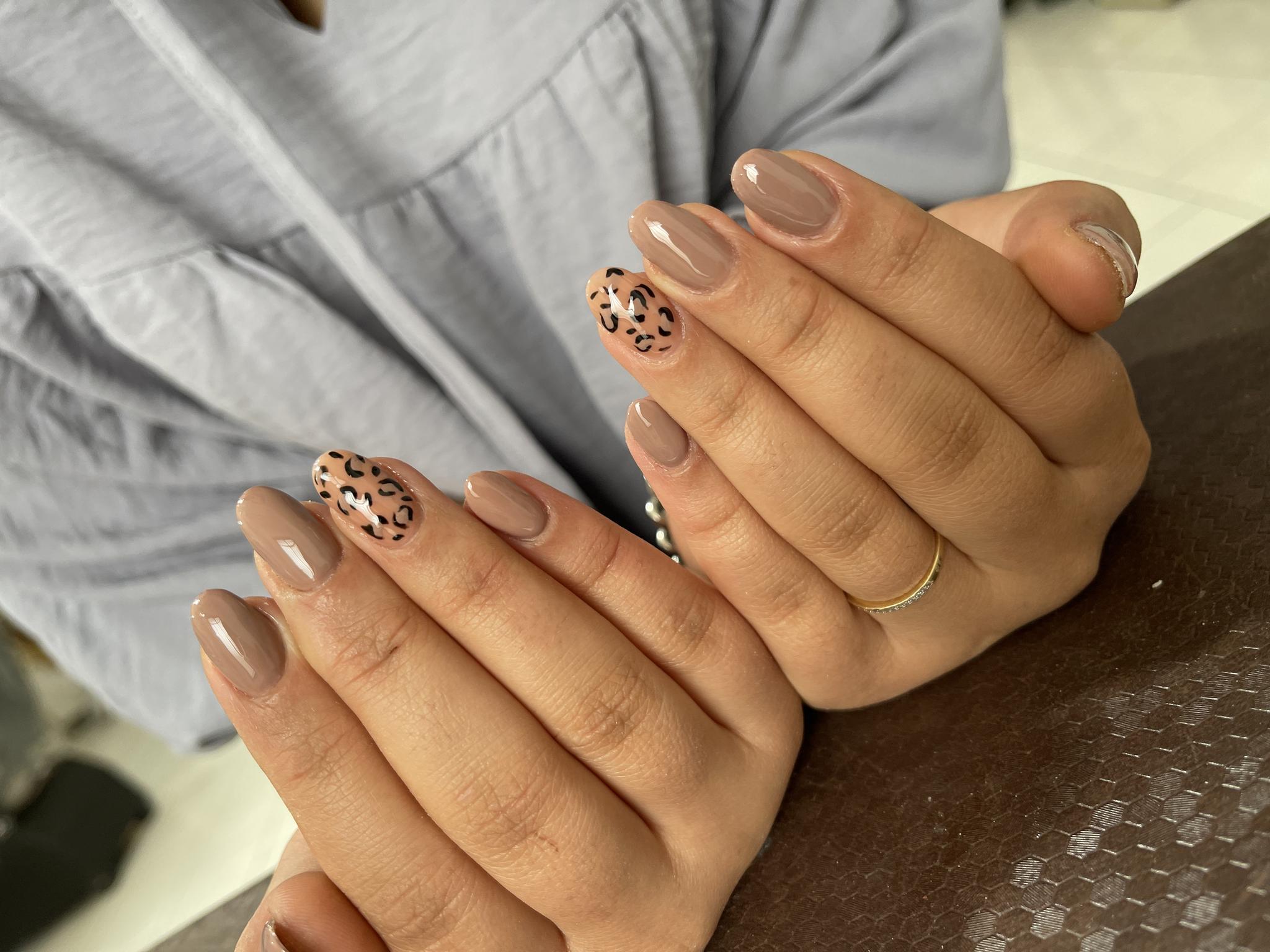 کاشت تخصصی ناخن مرجان