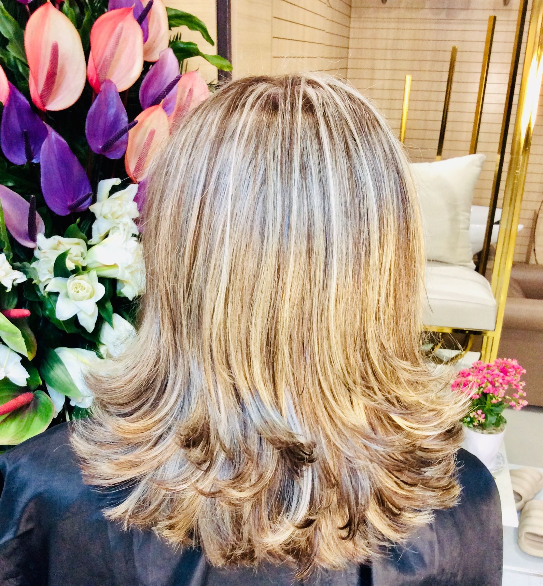 سالن زیبایی نیکا