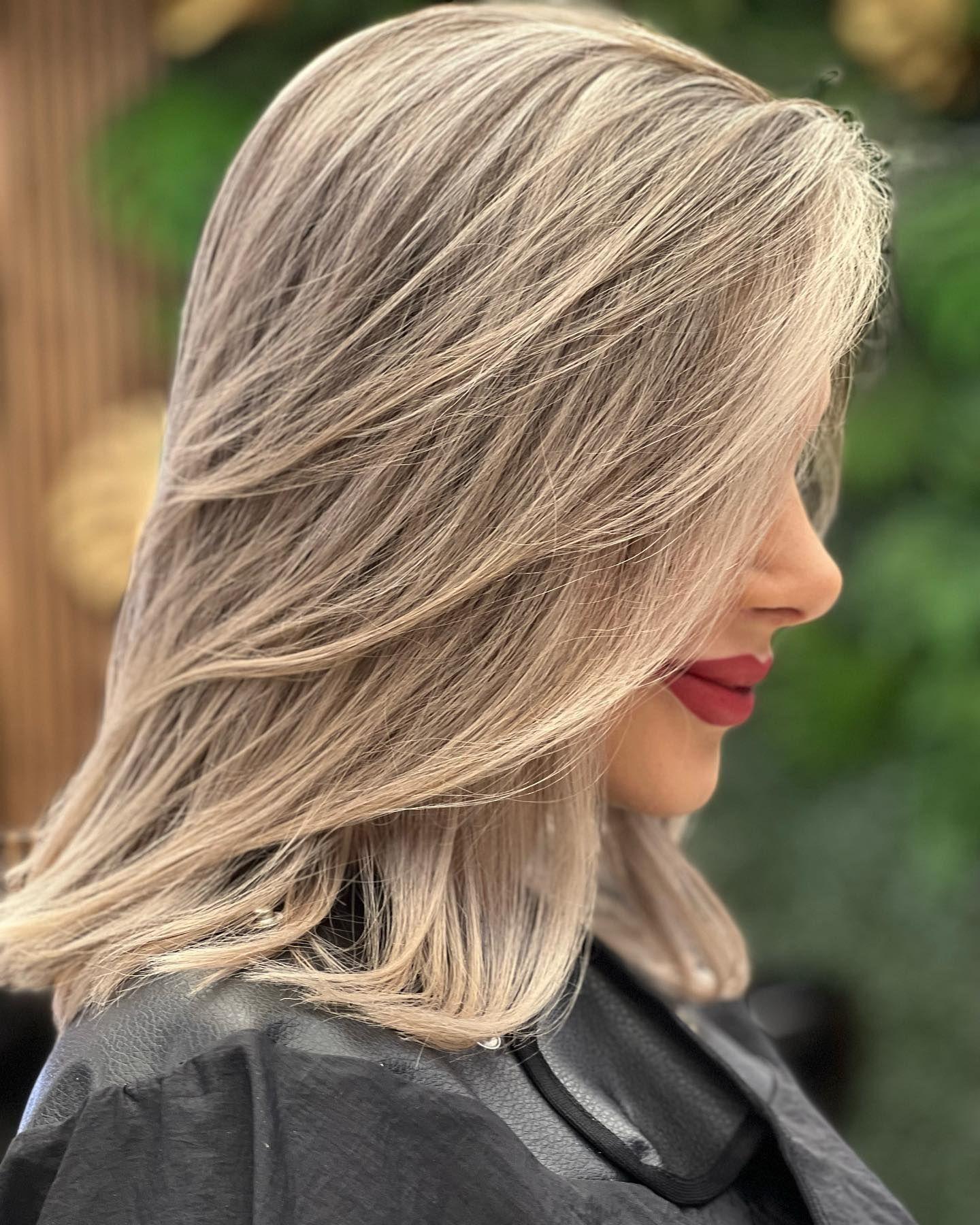 سالن زیبایی آتوسا وجدانی
