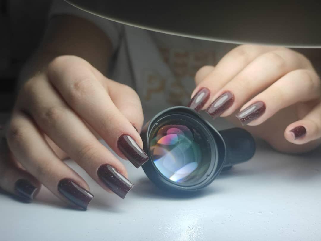 خدمات تخصصی کاشت ناخن زهره