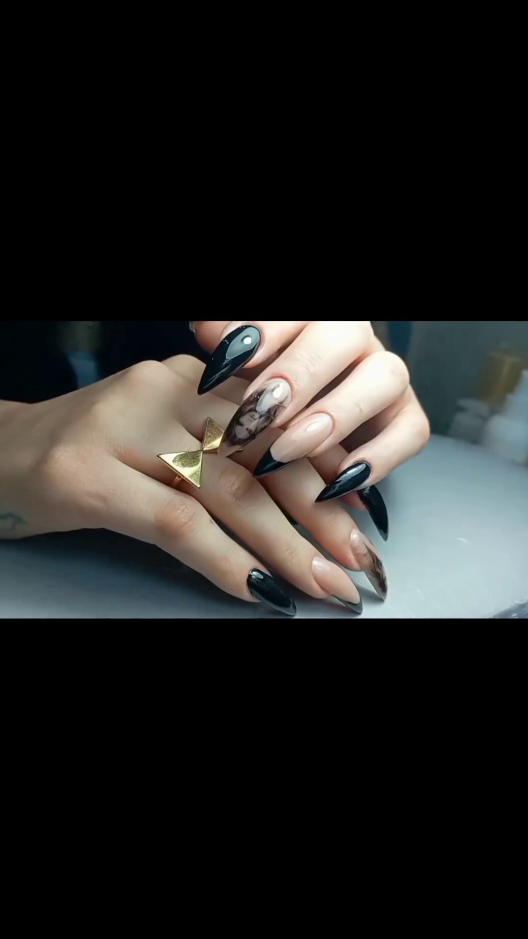 خدمات تخصصی کاشت ناخن زهره