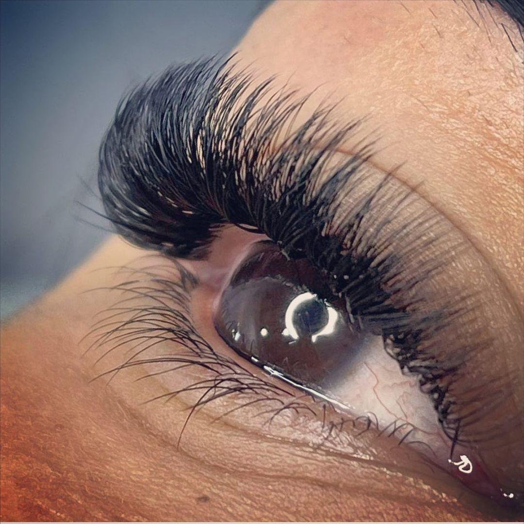 اکستنشن مژه فرشته