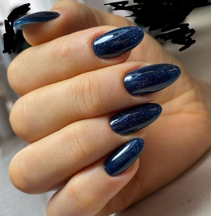 خدمات تخصصی کاشت ناخن