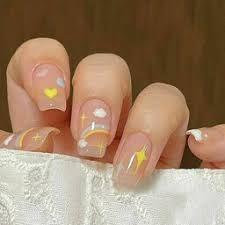 آرایشگاه کاشت ناخن عسل مسل