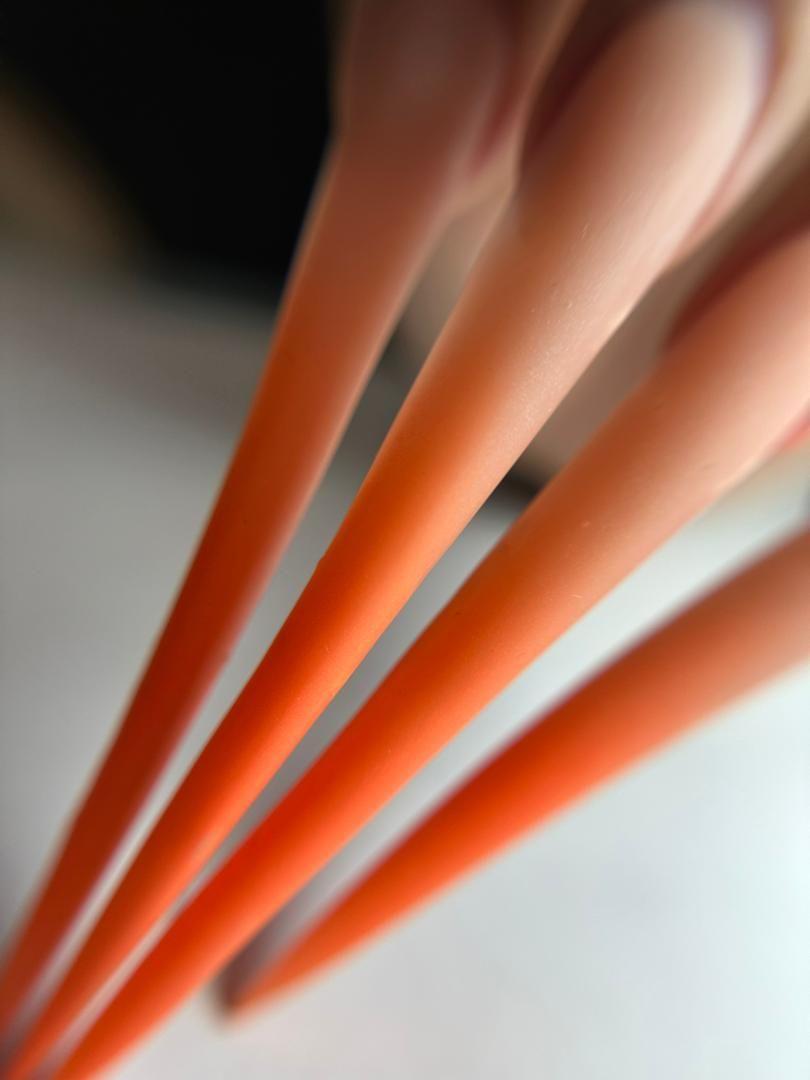 خدمات تخصصی ناخن سحر گلی