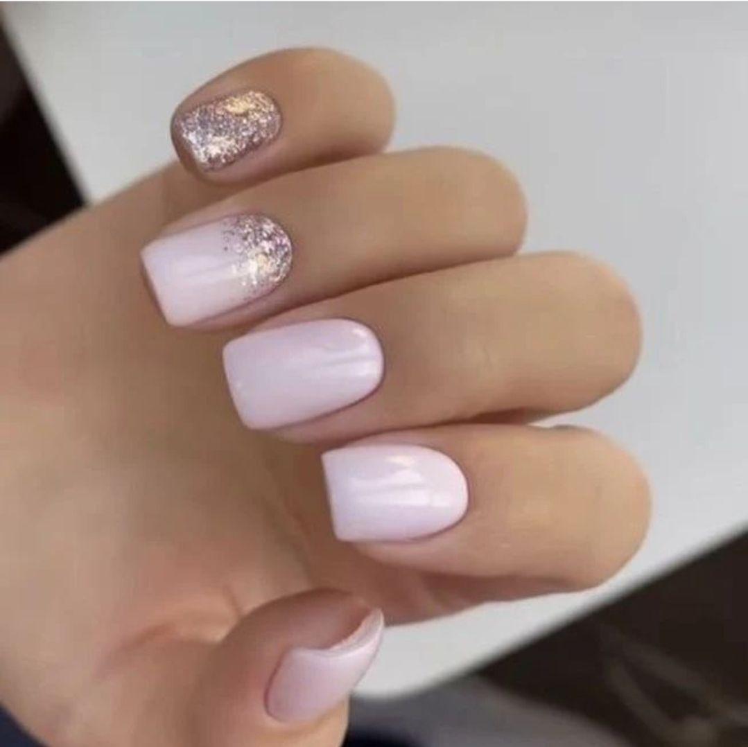 خدمات تخصصی ناخن سحر گلی