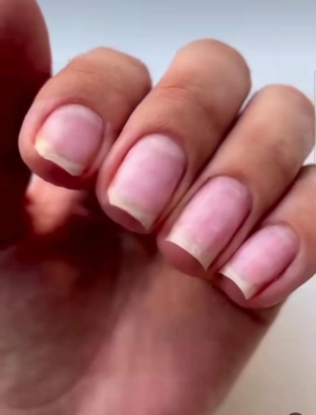 خدمات تخصصی ناخن سحر گلی