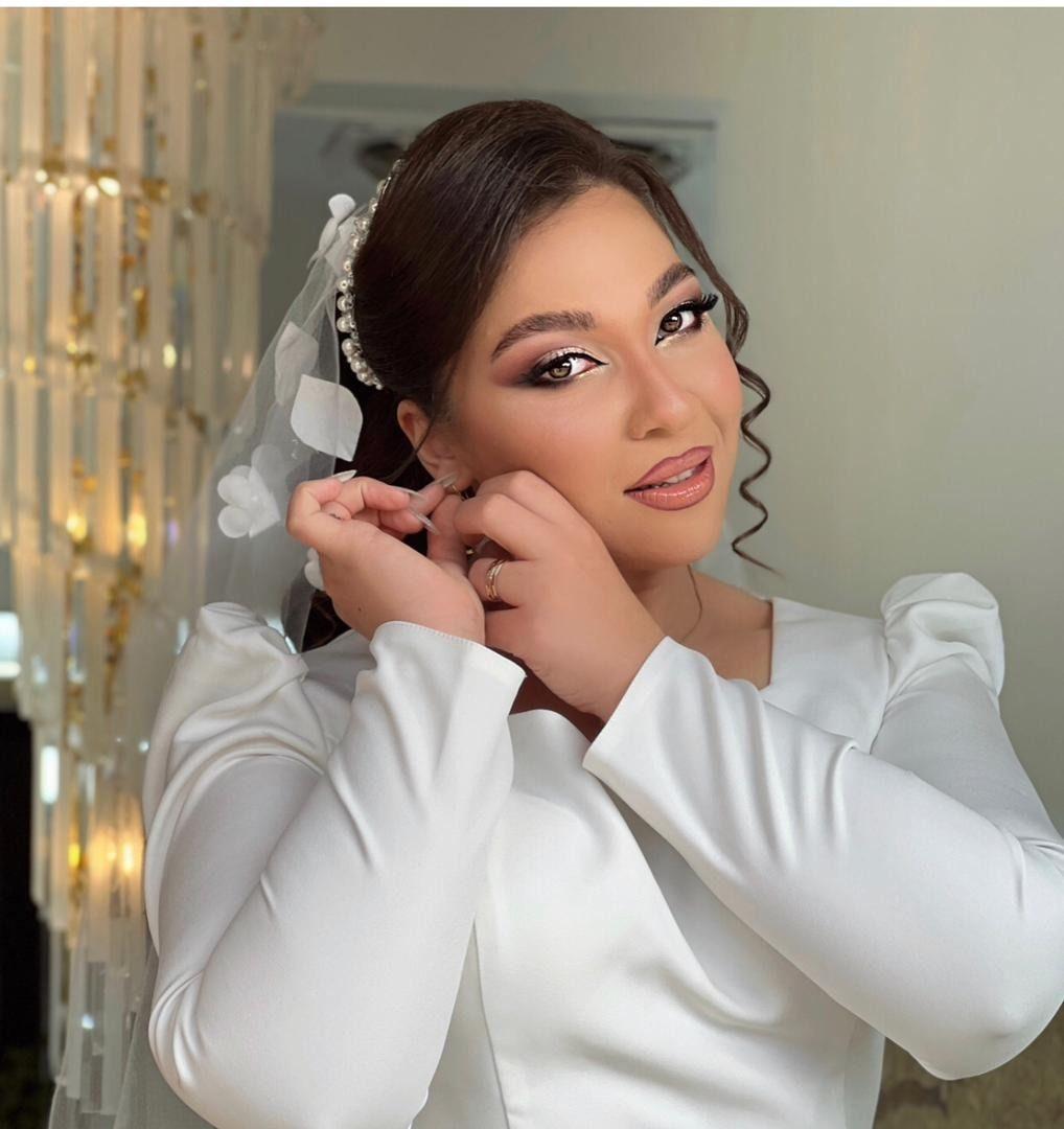 سالن زیبایی آذرنوش