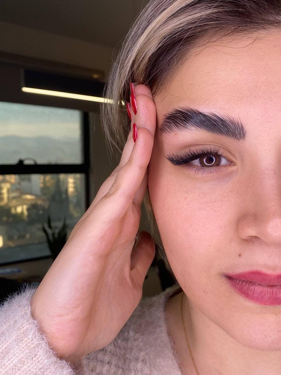 آموزشگاه و سالن زیبایی آزیش(نوشهر)