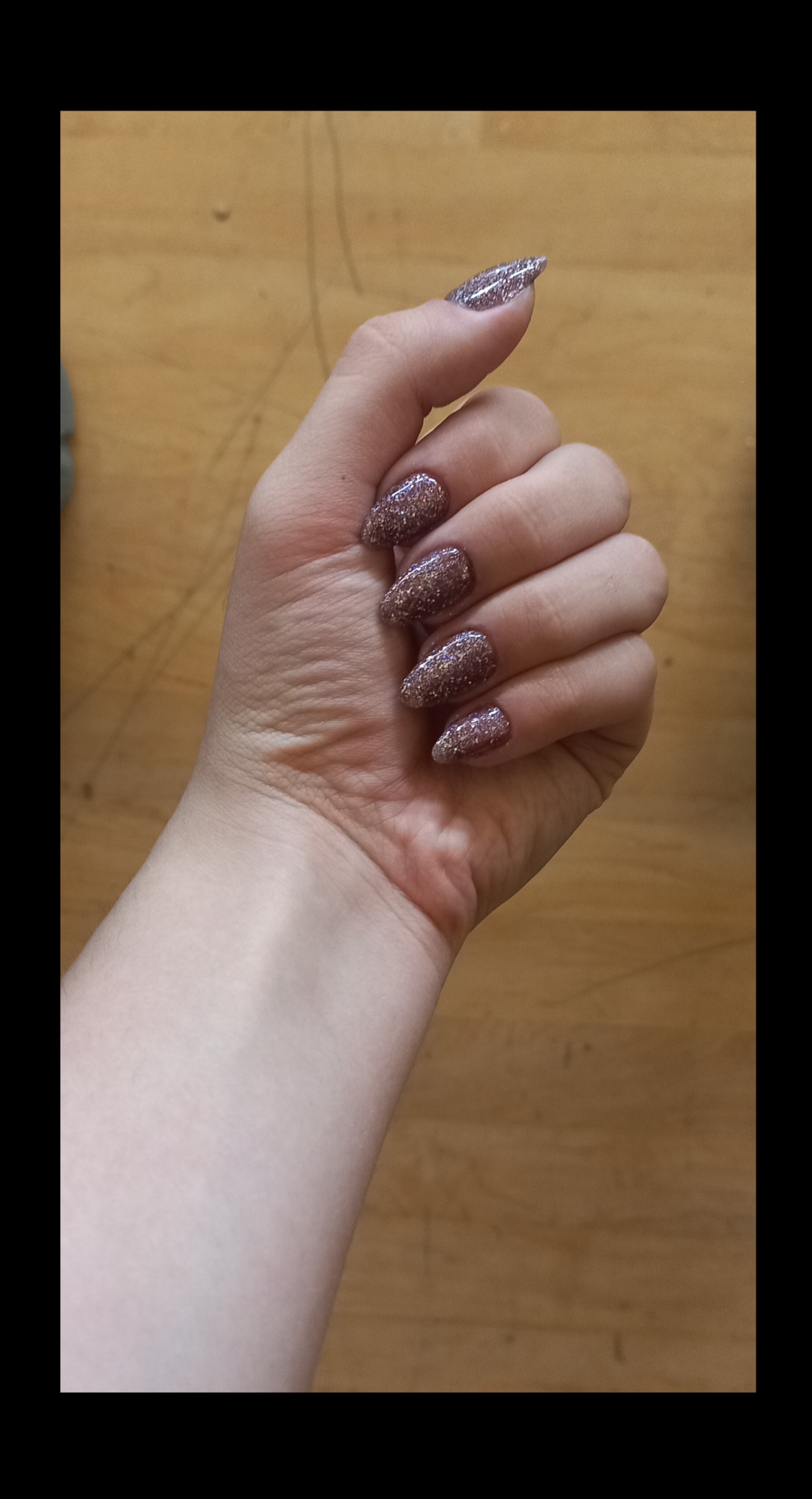 خدمات ناخن زارع