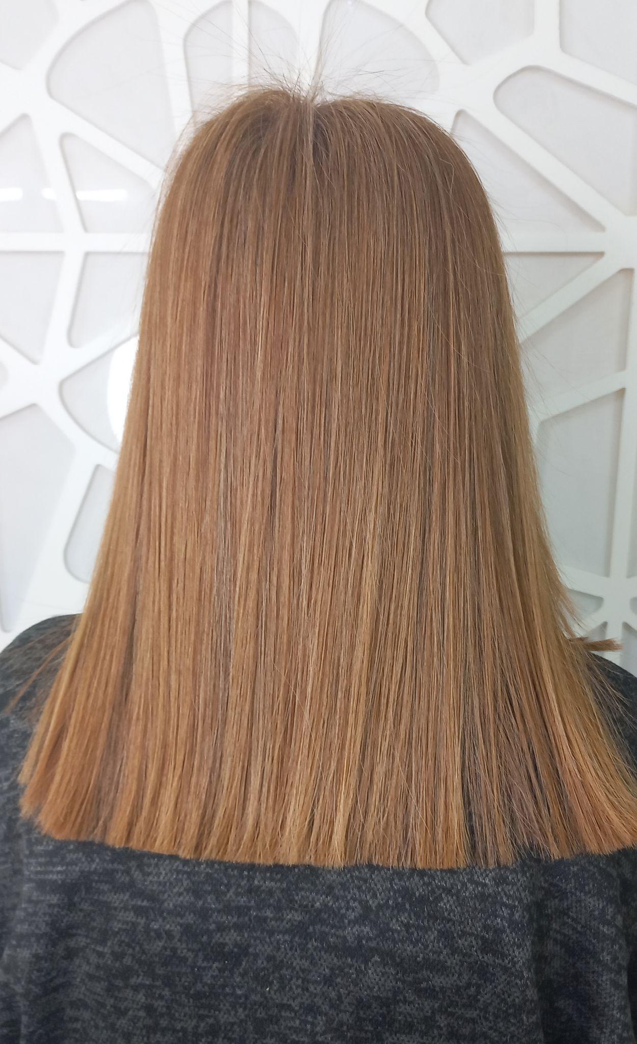 خدمات کاشت ناخن و کراتین مو مرضیه رحیمی