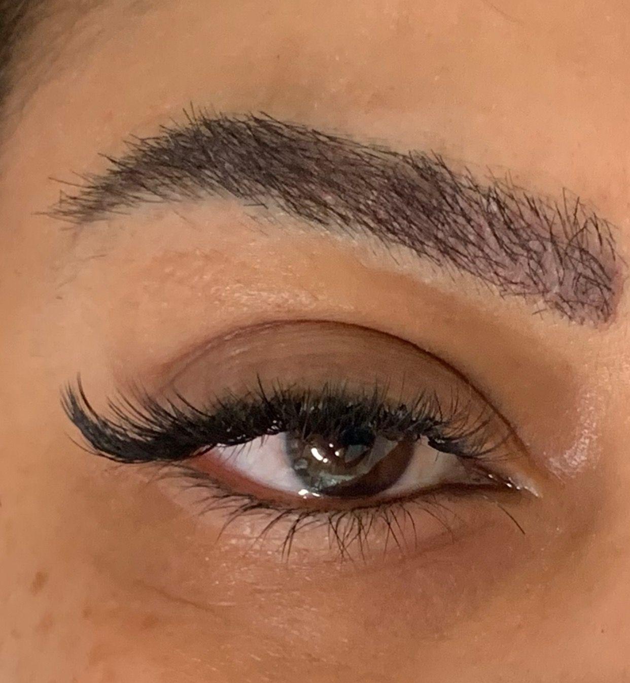 خدمات کاشت و اکستنشن مژه رابو