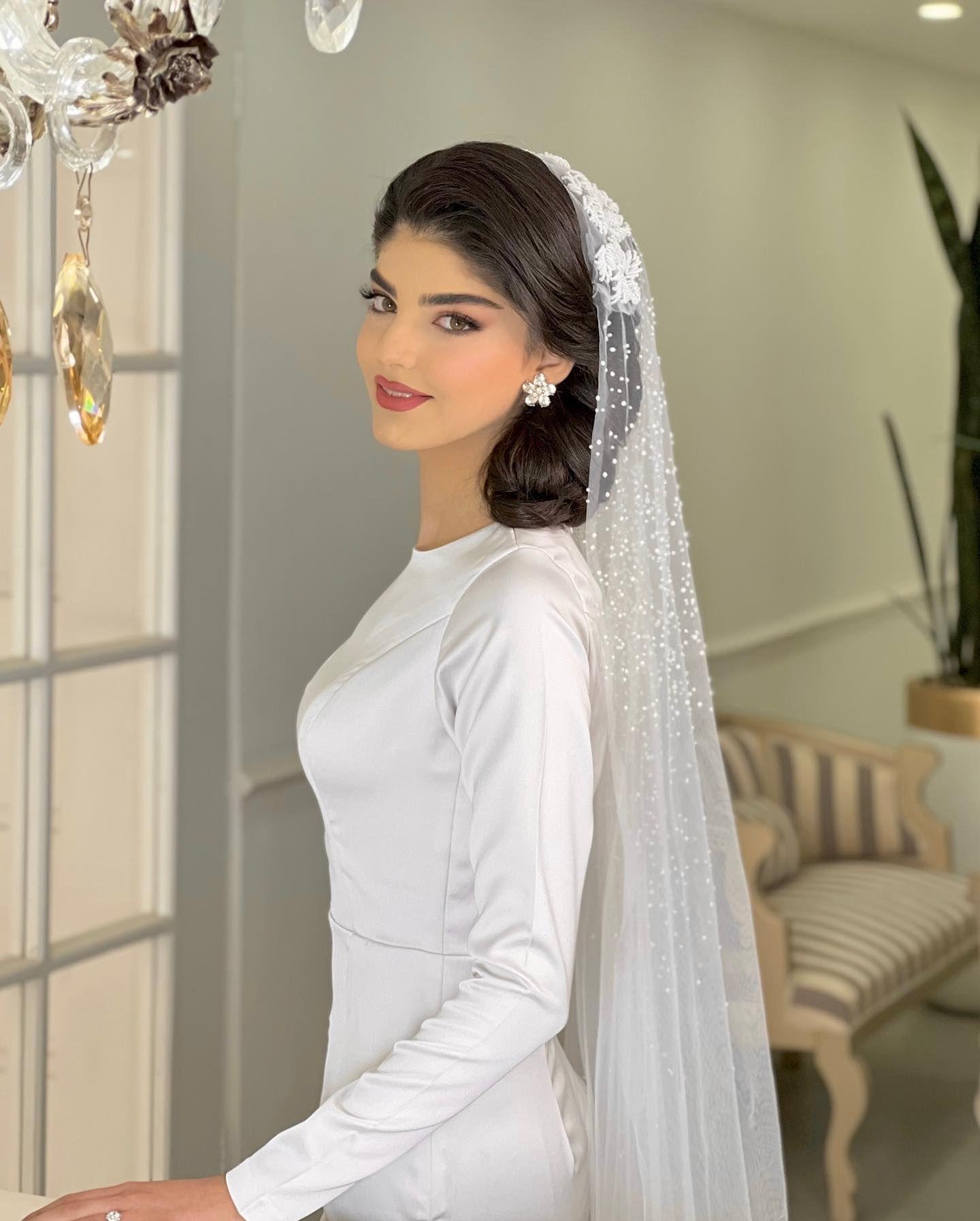 سالن زیبایی فاطمه برزگر/میکاپ آرتیست آمل