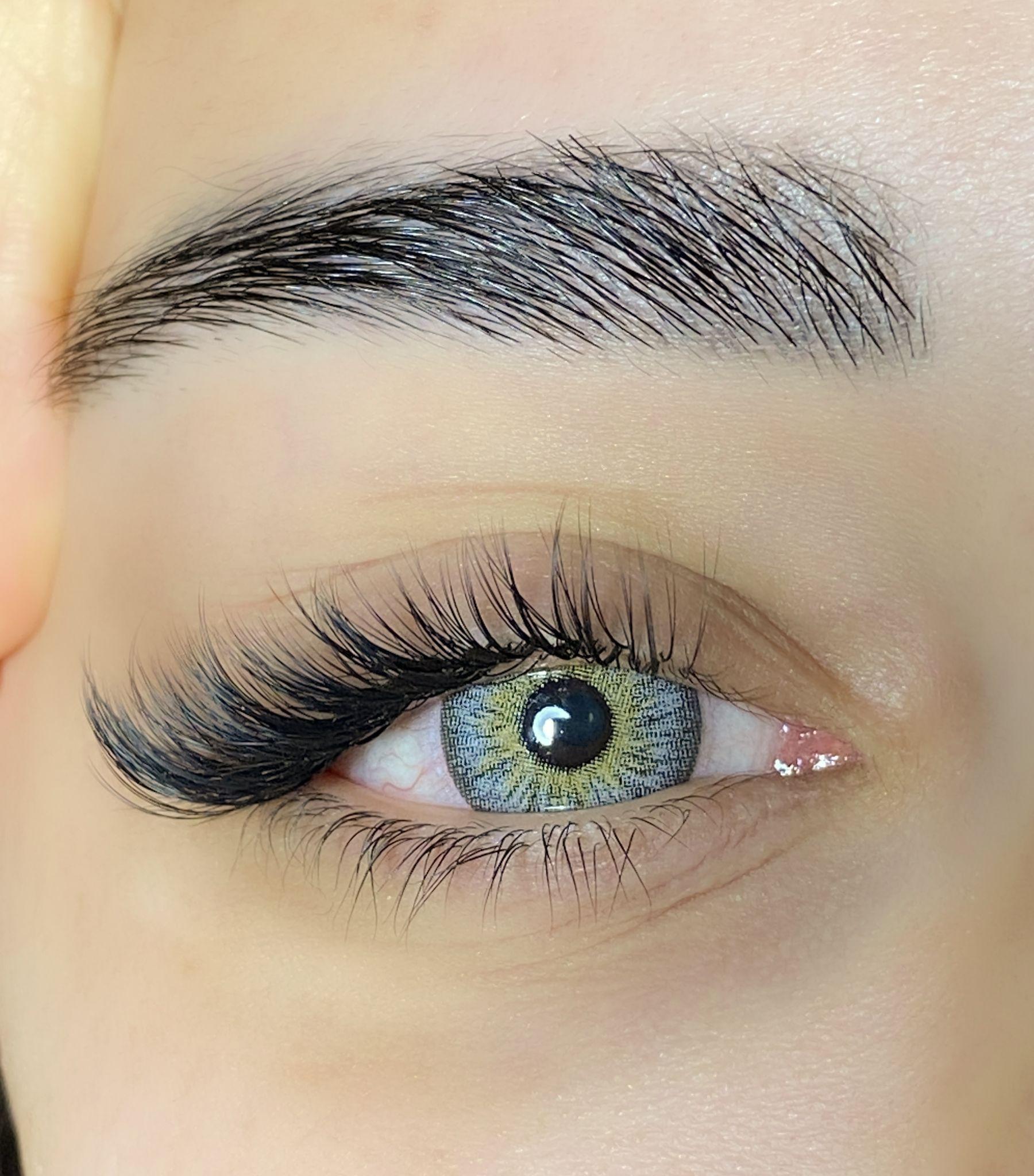 سالن زیبایی نینوش