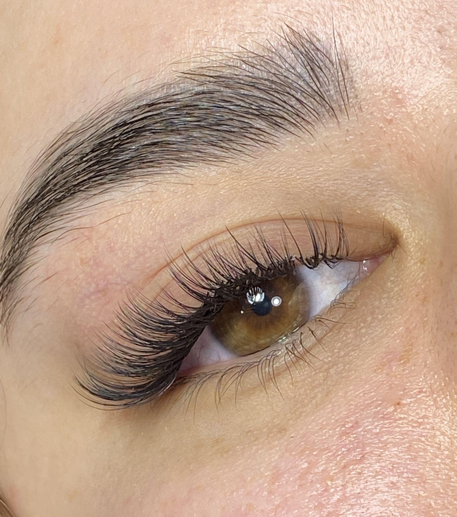 سالن زیبایی نینوش