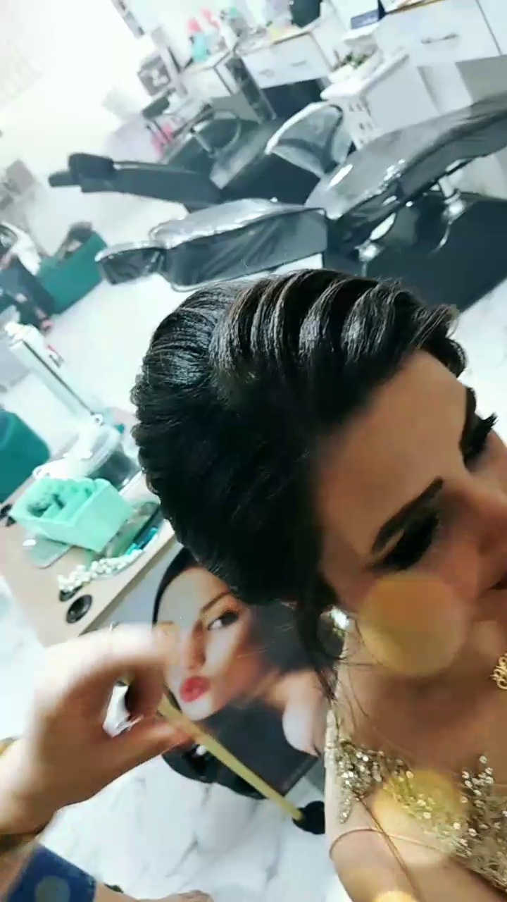 سالن زیبایی اشن